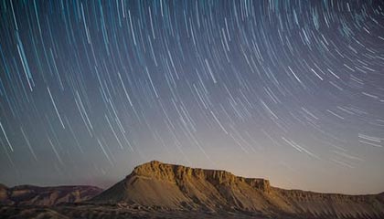 开云官网-澳大利亚男篮强势出击，阿根廷男篮激烈应战——约基奇三分雨点燃全场的篮球盛宴